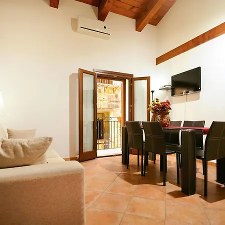 La Cattedrale Apartment Palermo